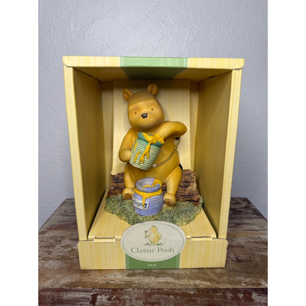 Winnie the Pooh Classic Pooh Coin Bank Target Exclusive Retired NEW
